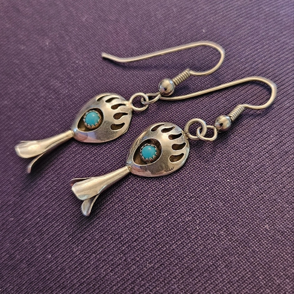 Vintage Sterling Silver and Turquoise Bear Paw Earrings - Picture 2 of 6
